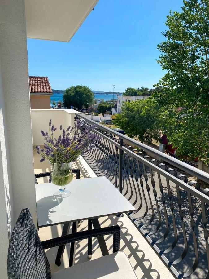 Apartments Dalmatino Vodice Eksteriør billede