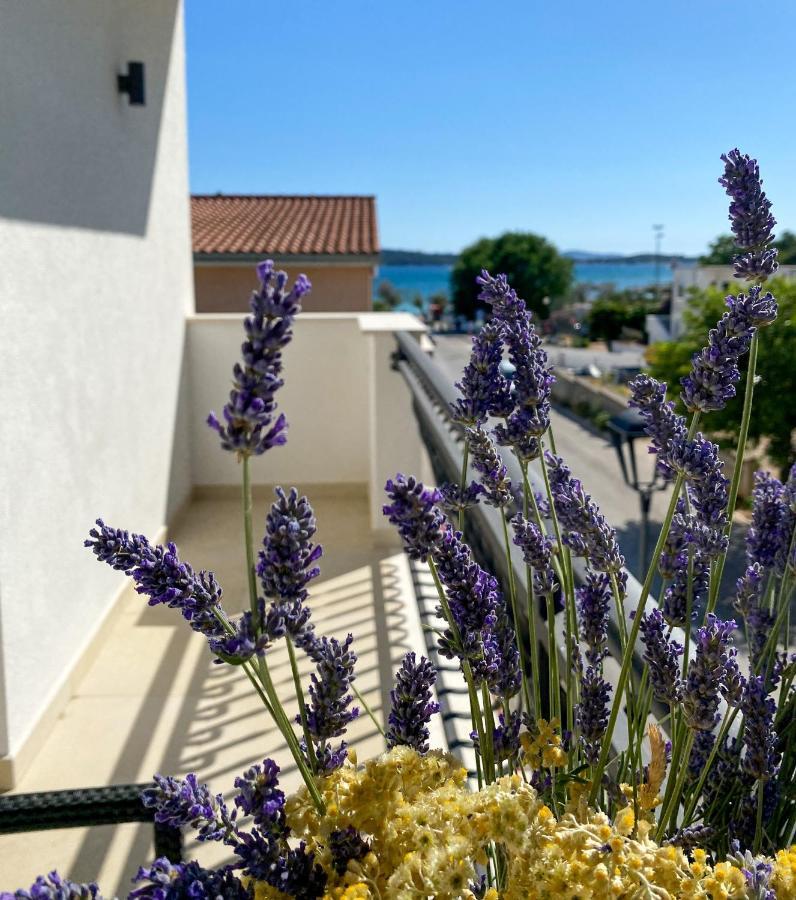 Apartments Dalmatino Vodice Eksteriør billede