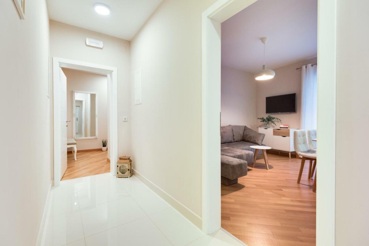 Apartments Dalmatino Vodice Eksteriør billede