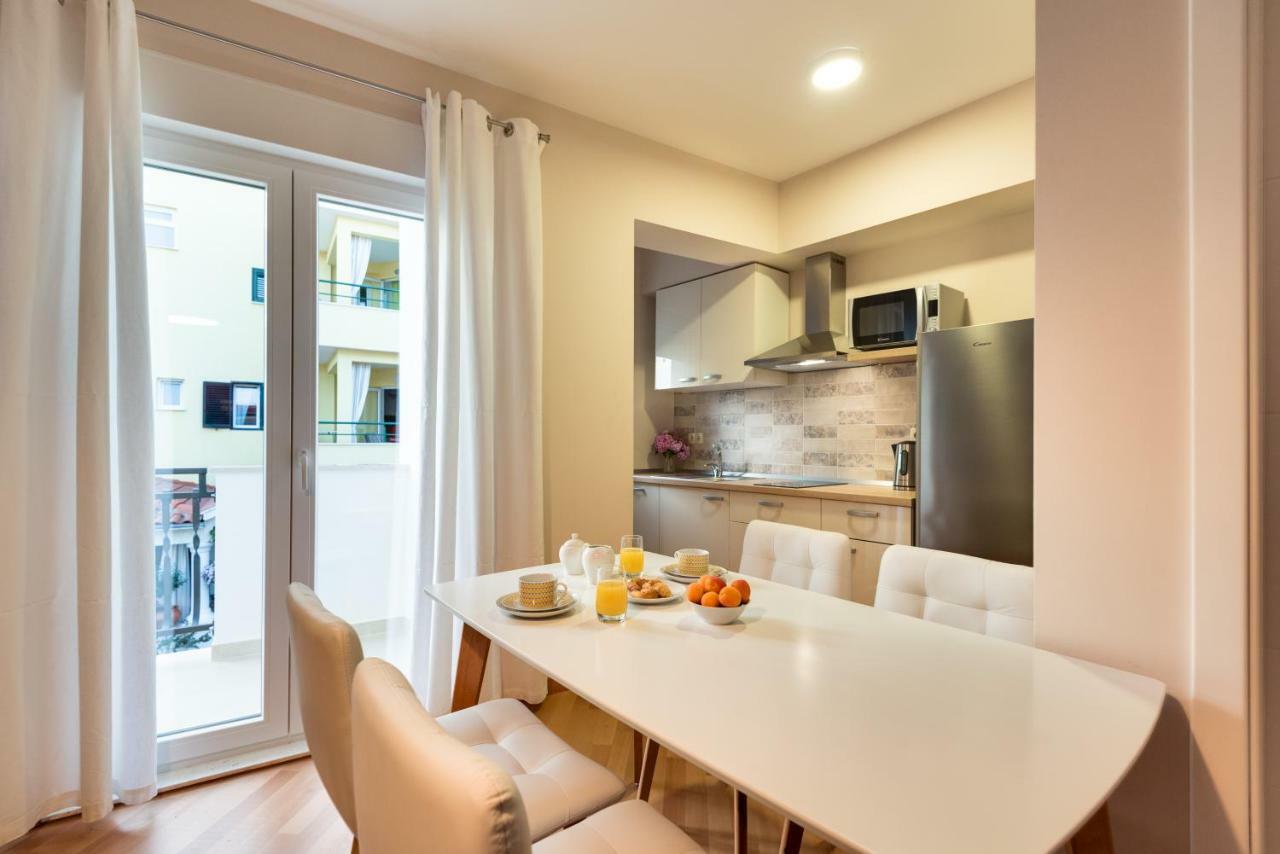 Apartments Dalmatino Vodice Eksteriør billede
